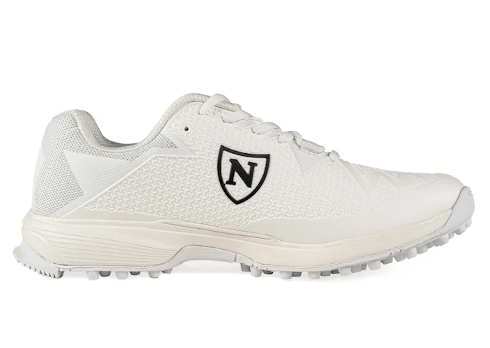 Elite All Rounder Shoe Pimples // White