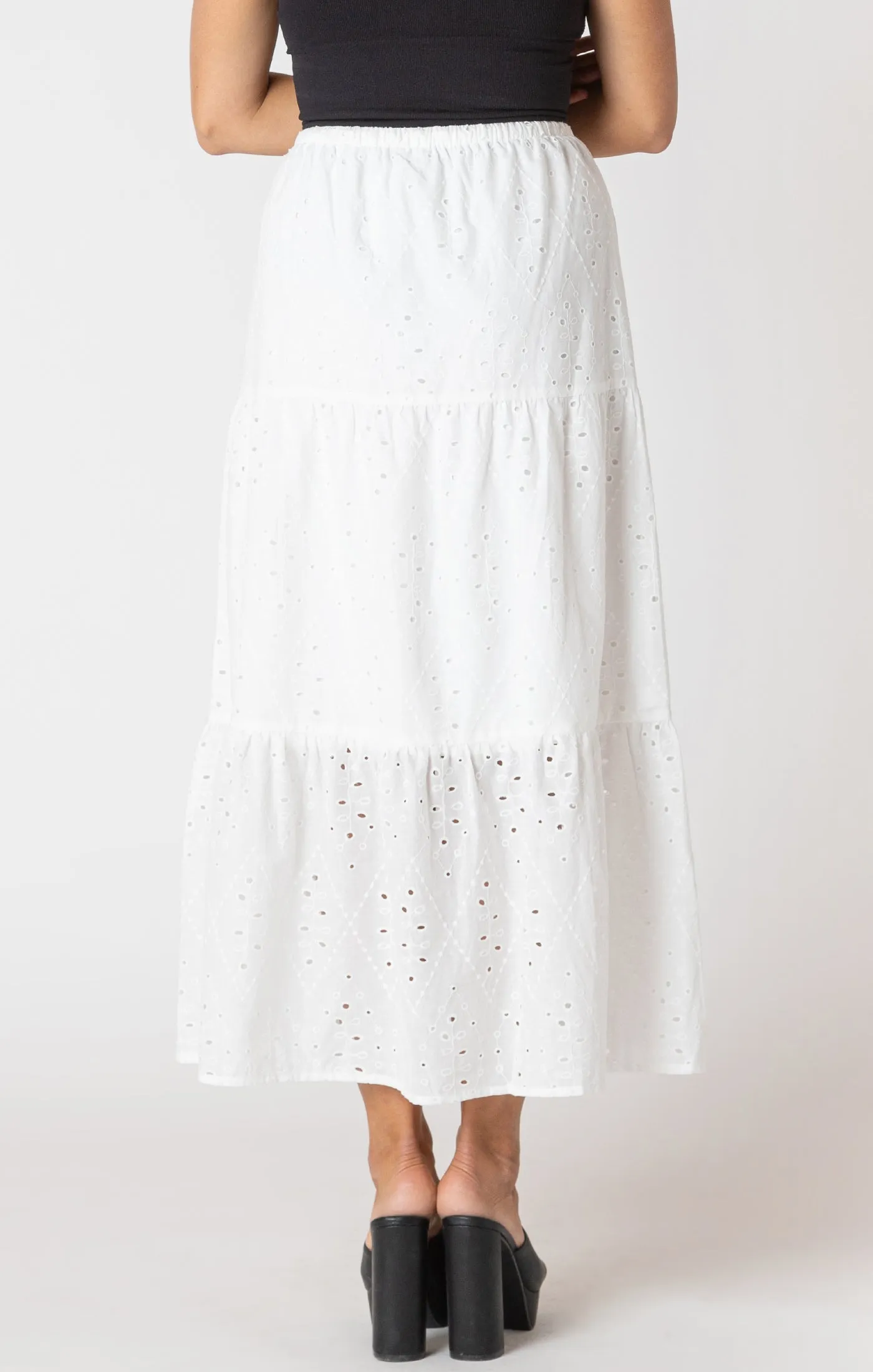 Room 34 Eyelet Maxi Skirt || White
