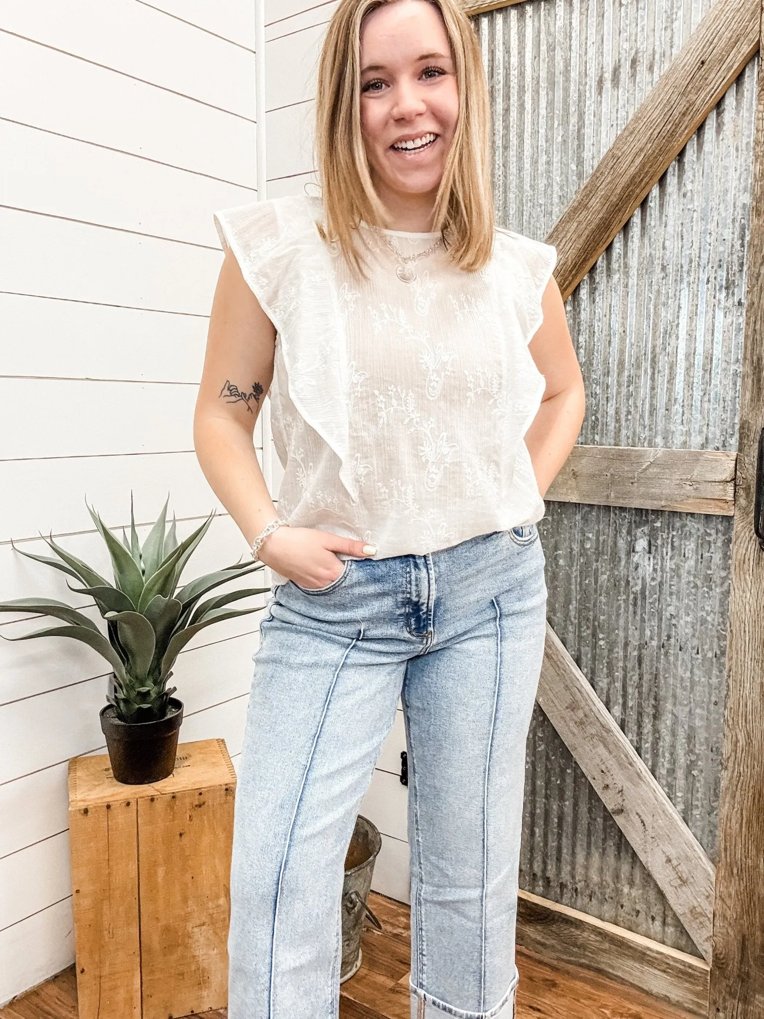 Smitten Ruffle Shell Chalk
